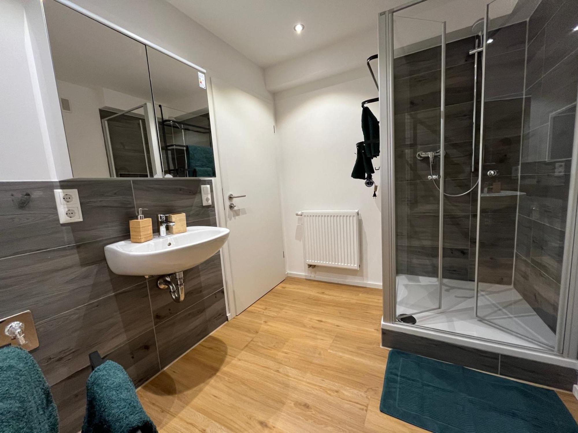 Traumhafte Business & Relax Wohnung Direkt Im Stadtkern Oettingens By Elation Homes Oettingen in Bayern Exteriér fotografie